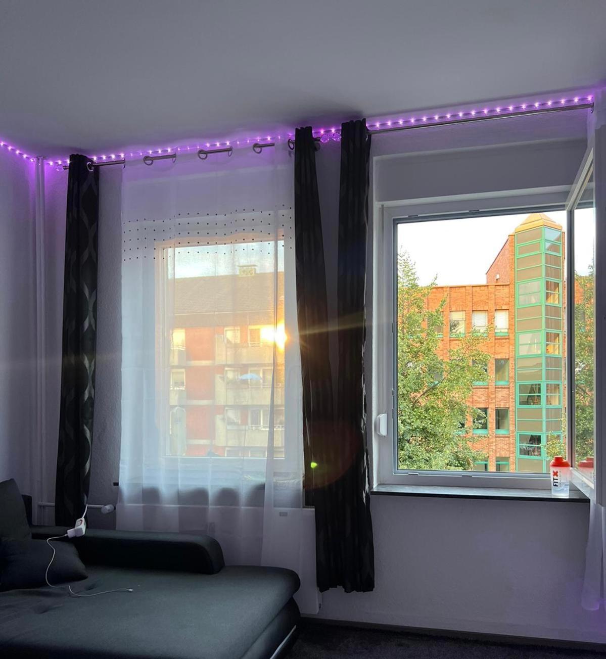 Moderne Und Helle Ferienwohnung Im Herzen Der Stadt Dortmund Eksteriør billede