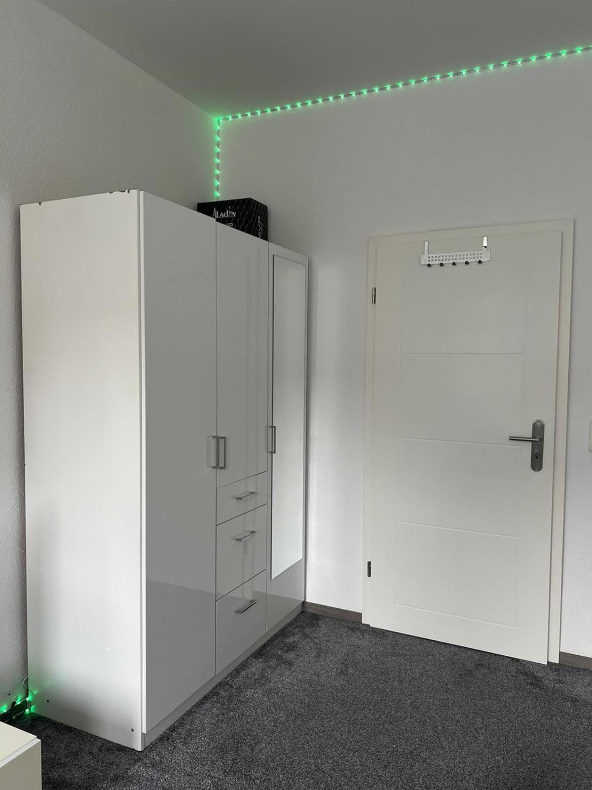 Moderne Und Helle Ferienwohnung Im Herzen Der Stadt Dortmund Eksteriør billede